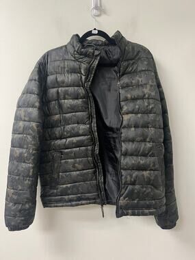 Prince & Fox Camo Puffer Jacket Sz S